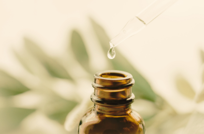 Natural vs. Synthetic Topical Pain Relief: A Balanced Comparison